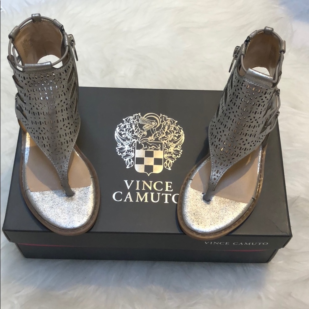 Vince Camuto girls sandal shoe size 12